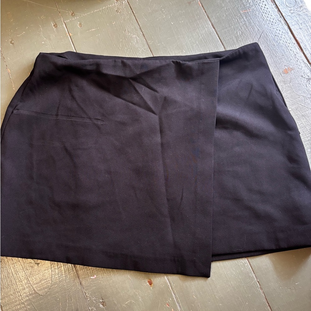 Primark Elegant Black Skirt